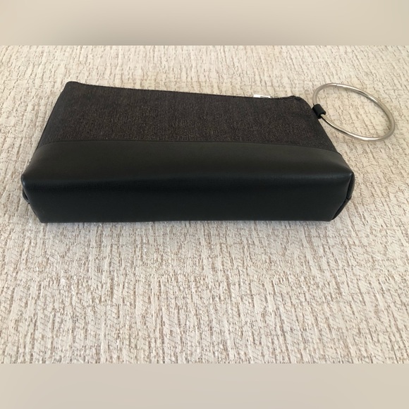 Brand New Celine Dion Black Clutch - Picture 4 of 7